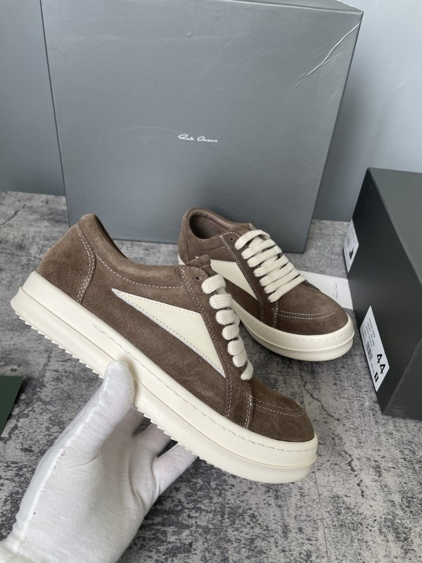 RO Sneakers