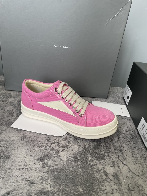 RO Sneakers