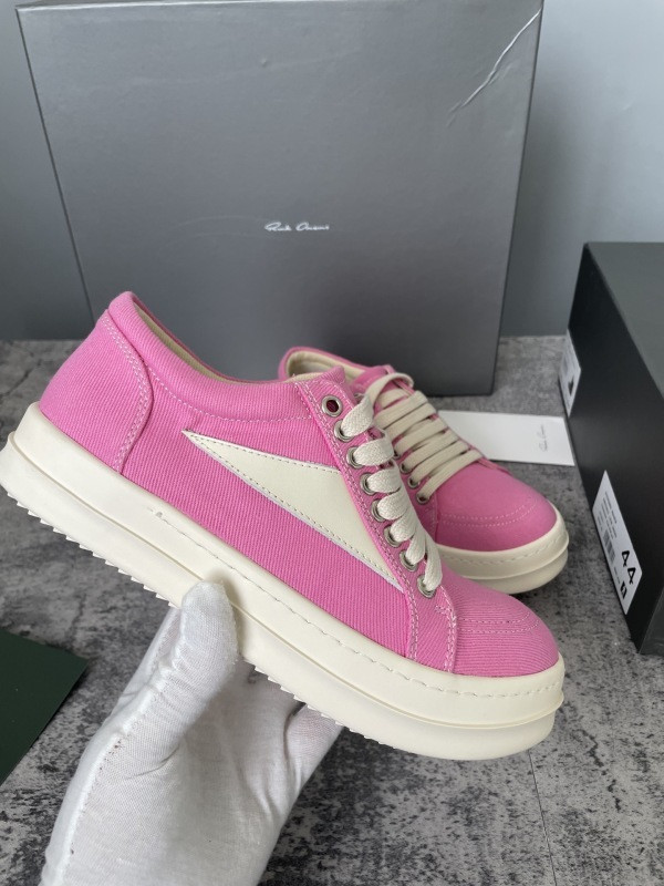 RO Sneakers