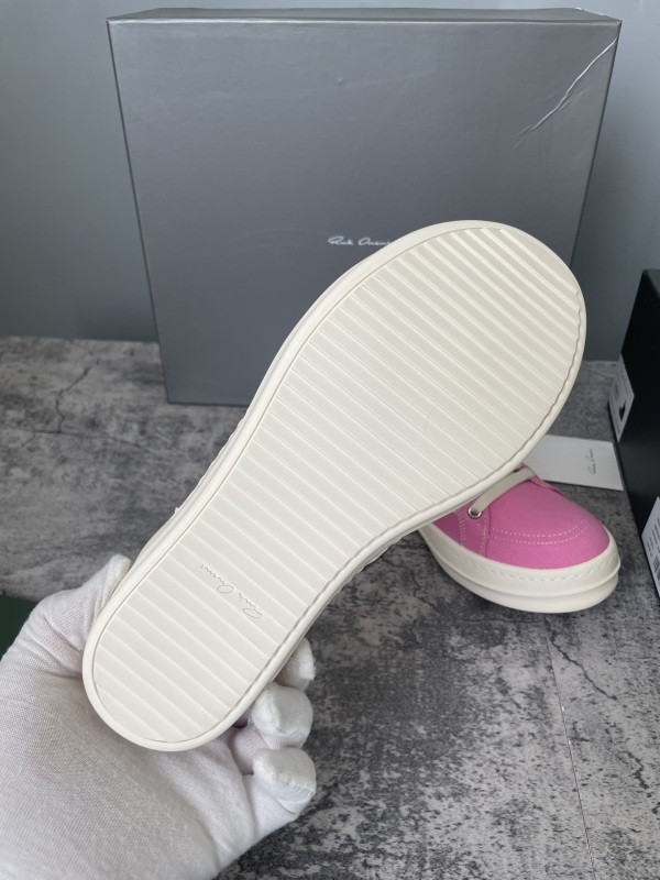 RO Sneakers