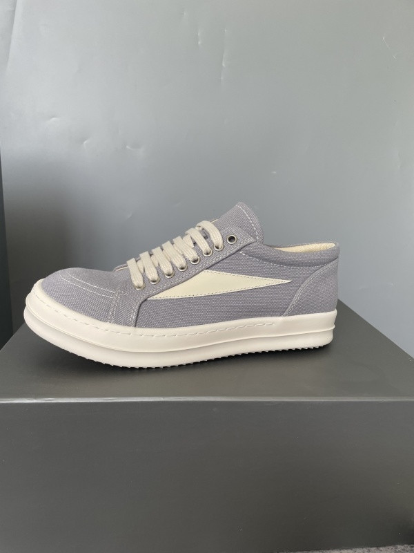 RO Sneakers
