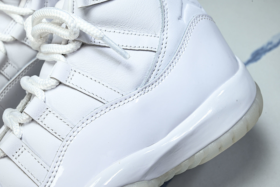 Comme Des Garçons x Air Jordan 11 "White" IV7639-100