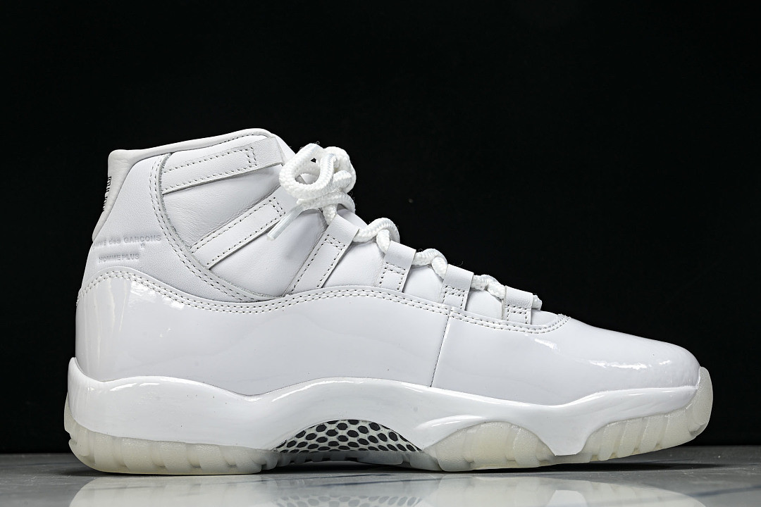 Comme Des Garçons x Air Jordan 11 "White" IV7639-100