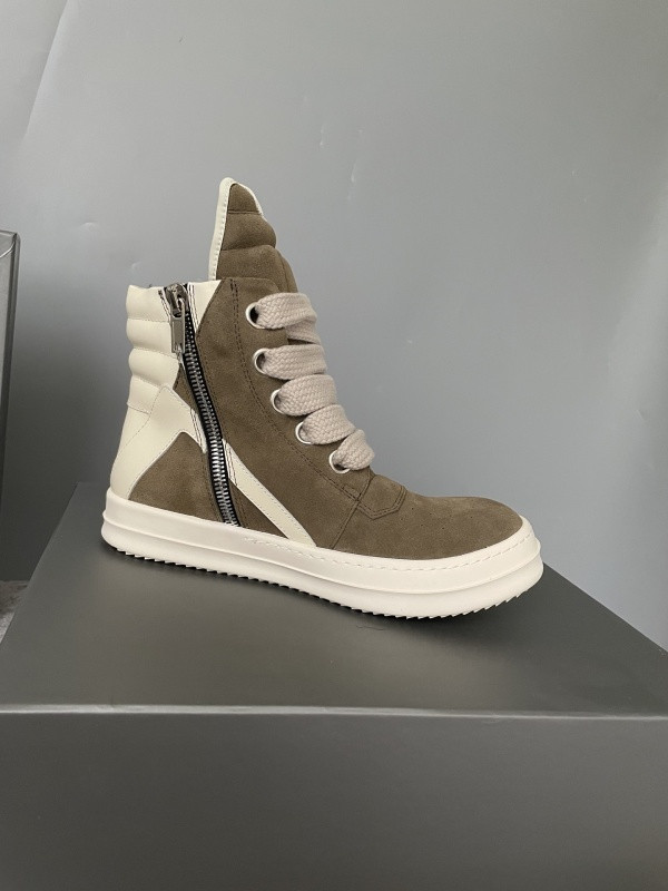 RO Sneakers
