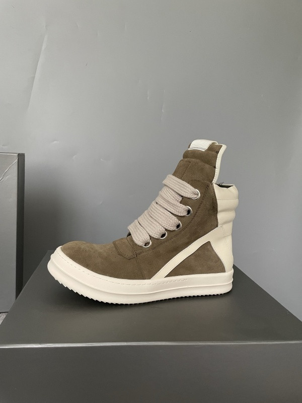 RO Sneakers