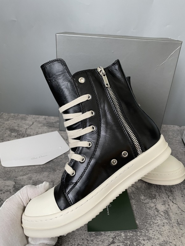RO Sneakers