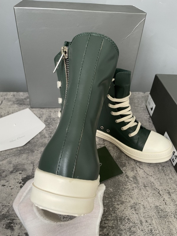 RO Sneakers
