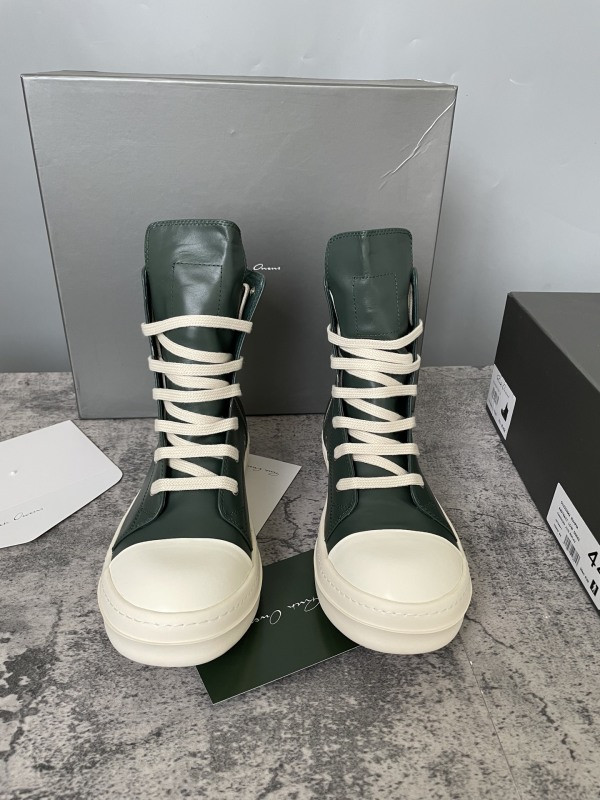 RO Sneakers