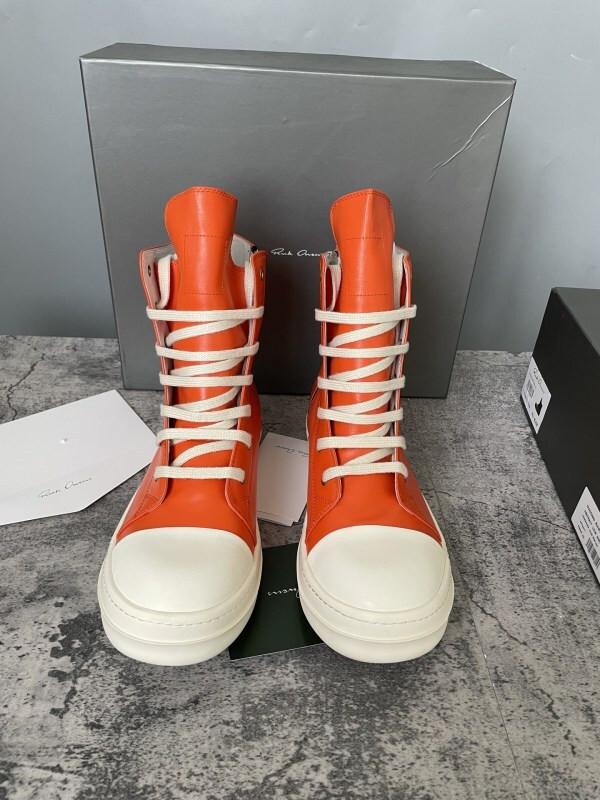 RO Sneakers