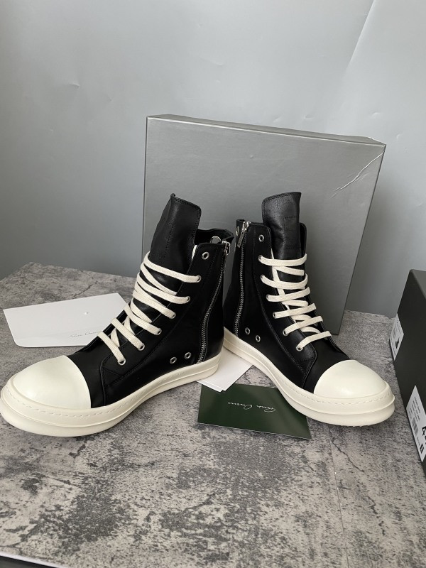 RO Sneakers