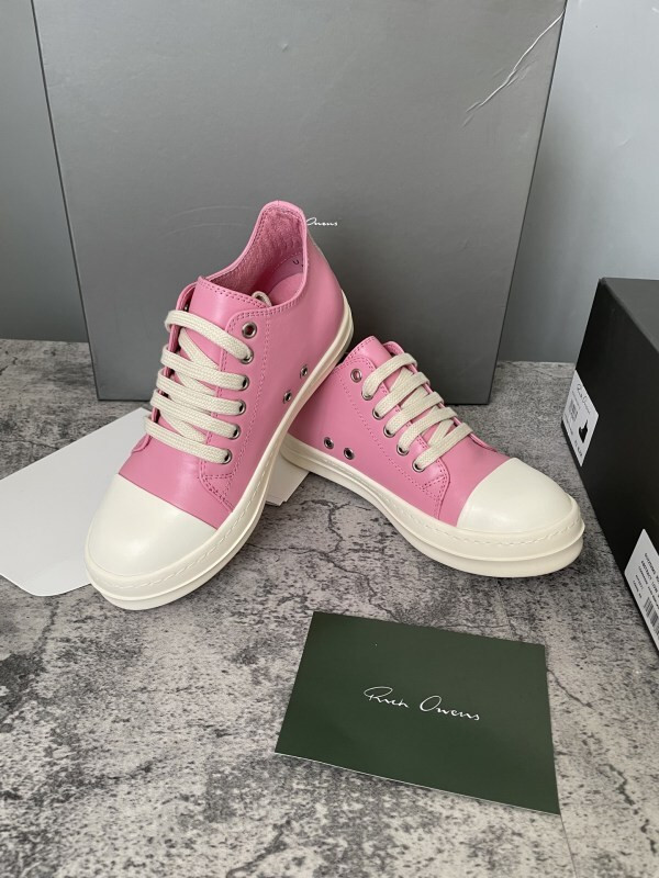 RO Sneakers
