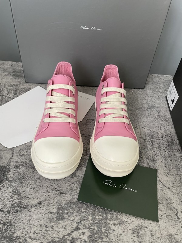 RO Sneakers