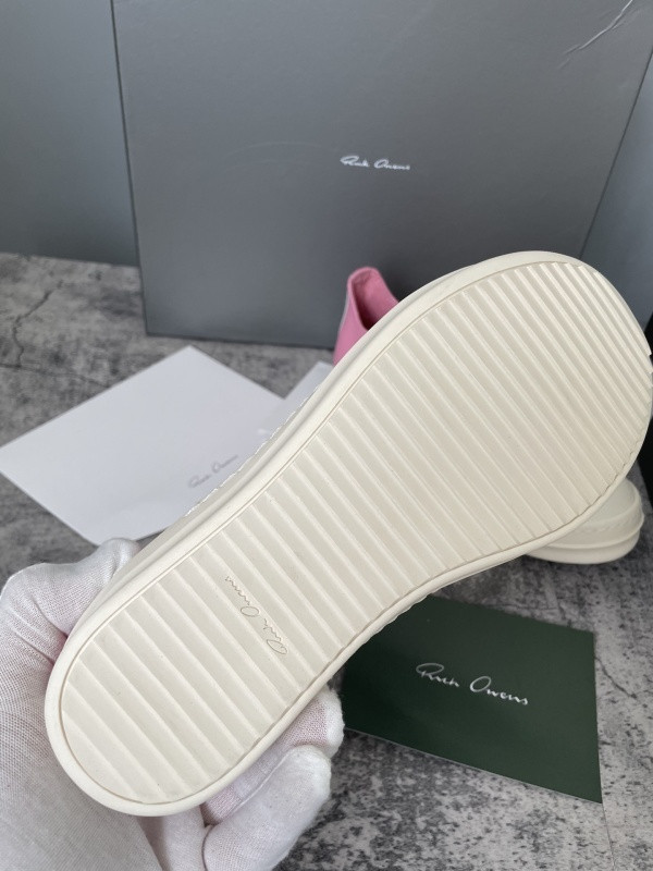 RO Sneakers