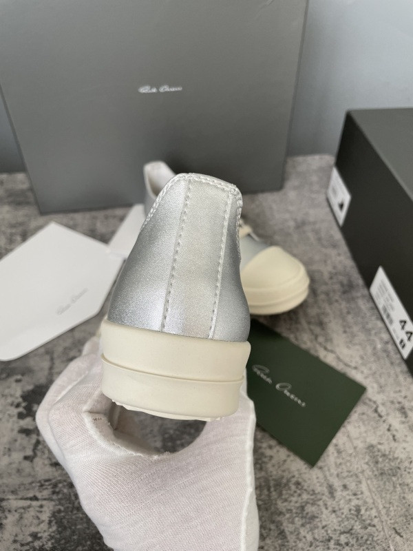 RO Sneakers