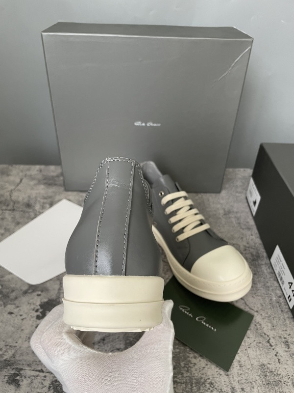 RO Sneakers