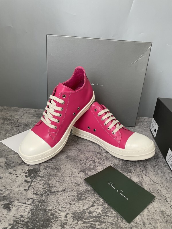 RO Sneakers