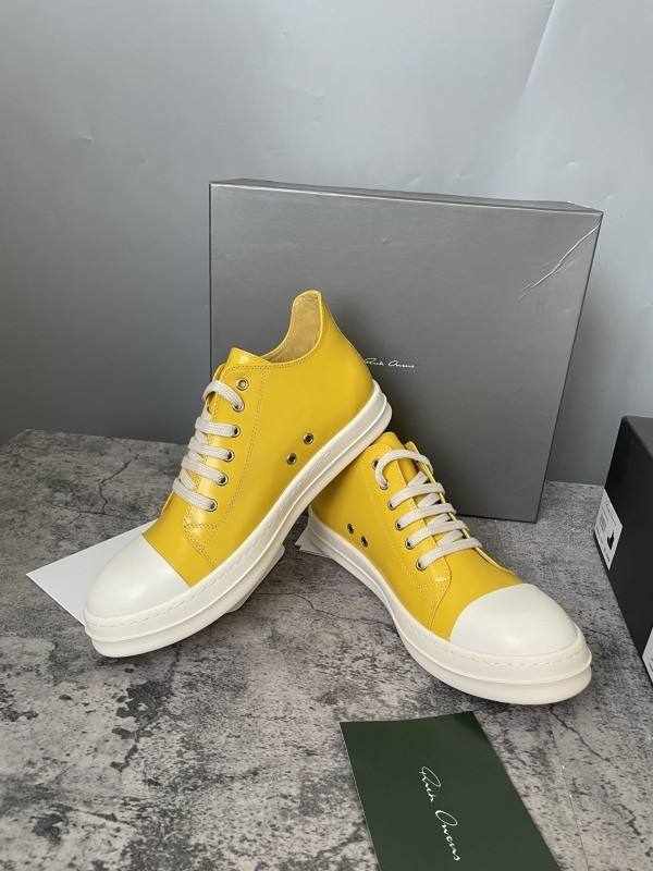 RO Sneakers
