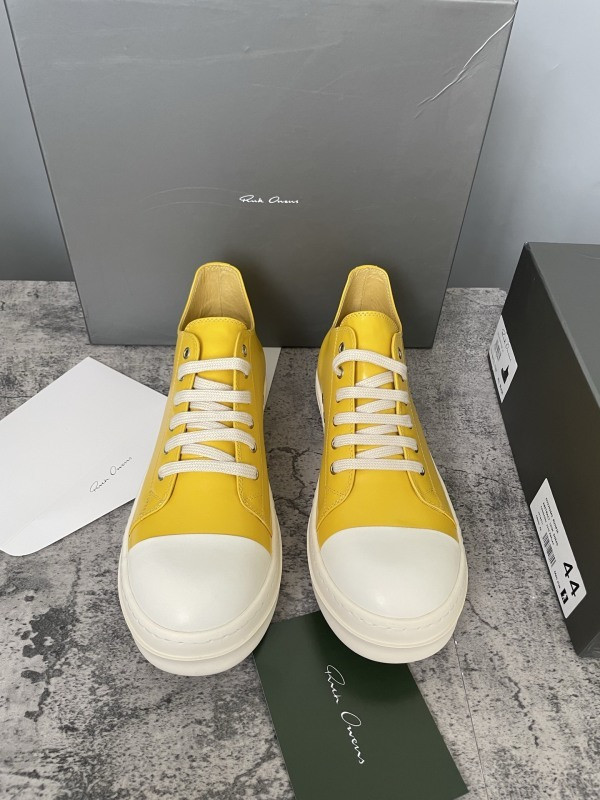 RO Sneakers