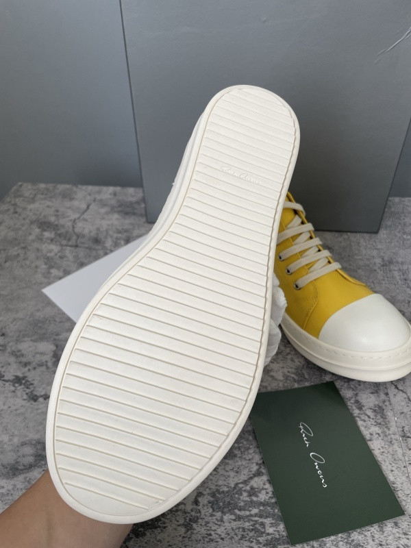 RO Sneakers