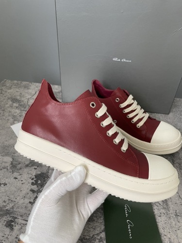 RO Sneakers