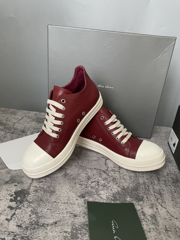 RO Sneakers