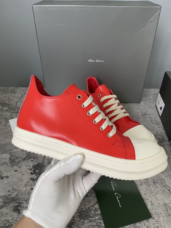RO Sneakers