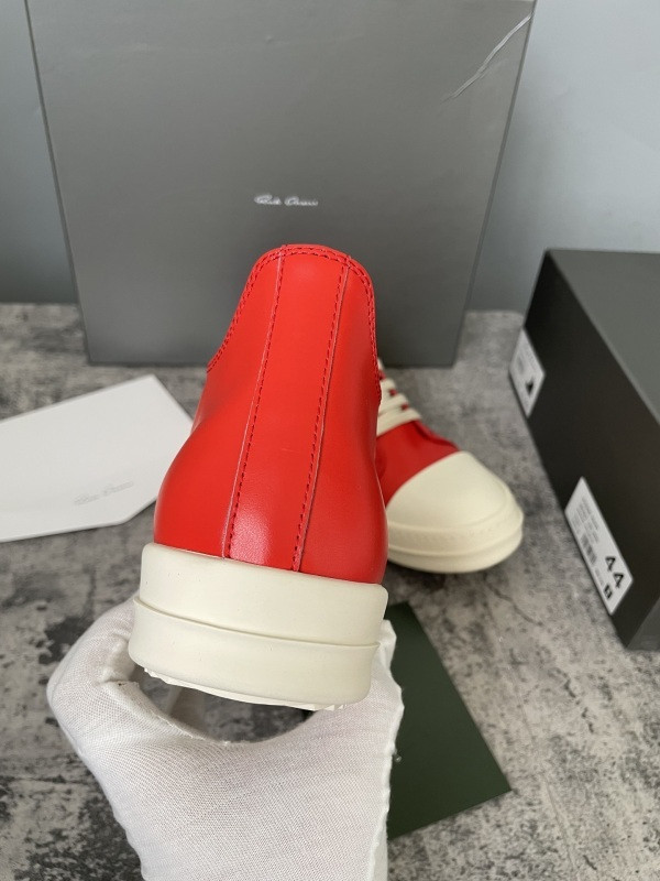 RO Sneakers