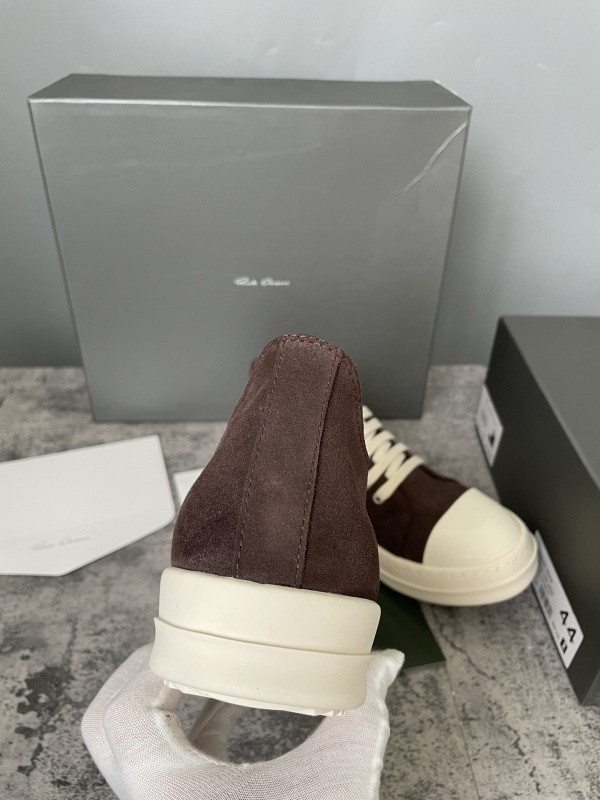 RO Sneakers