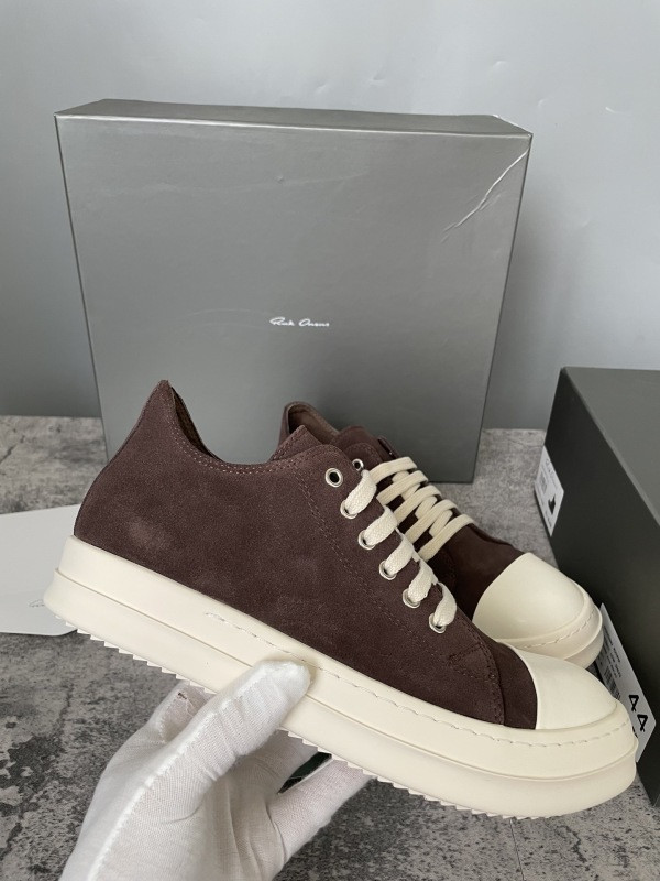 RO Sneakers