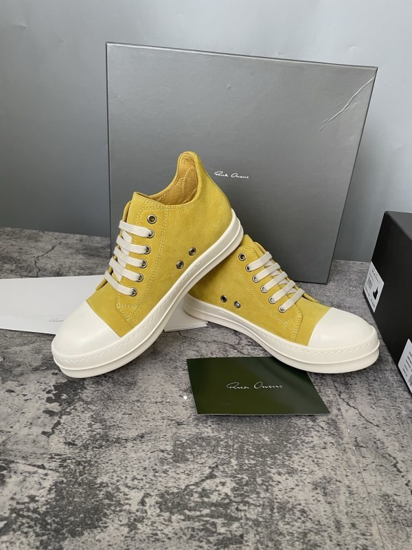 RO Sneakers