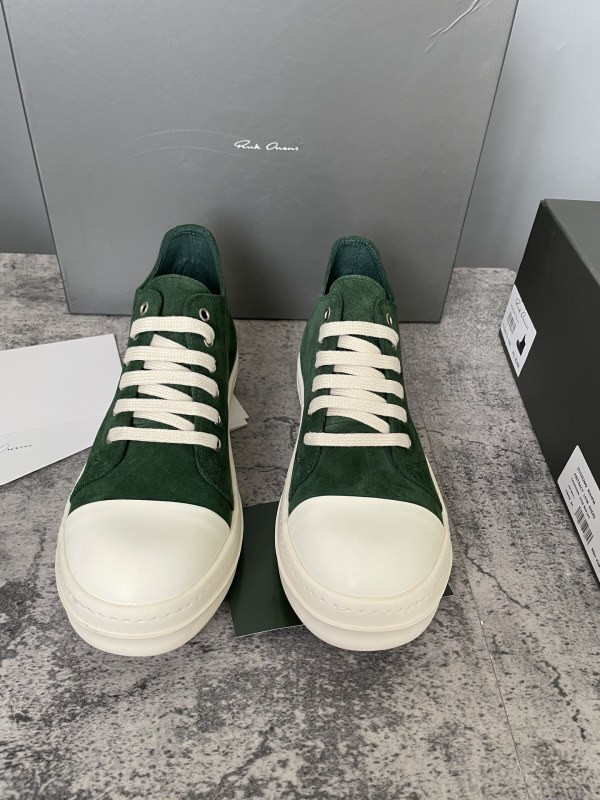 RO Sneakers