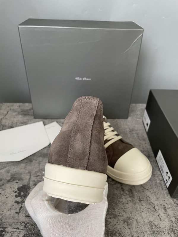 RO Sneakers