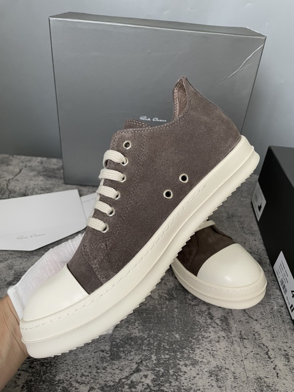 RO Sneakers