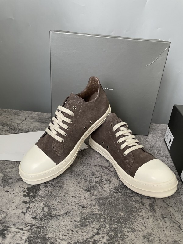 RO Sneakers