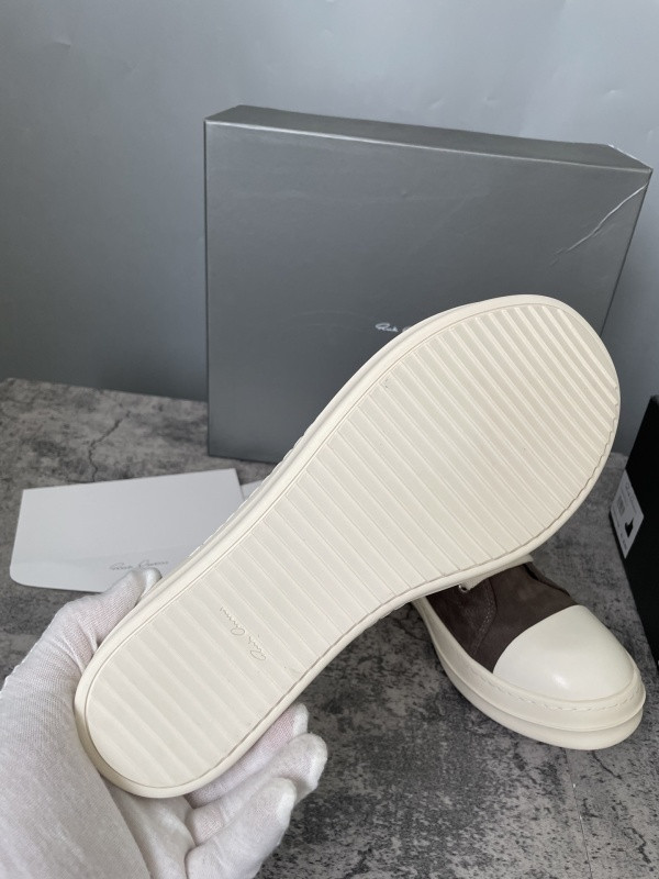 RO Sneakers