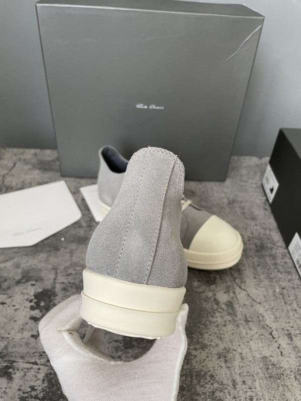 RO Sneakers