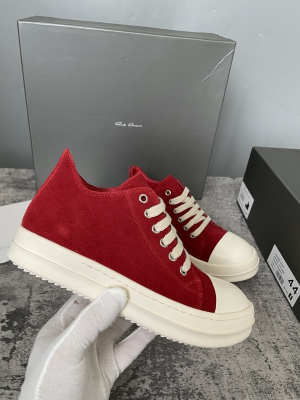 RO Sneakers