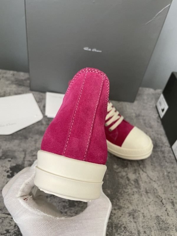 RO Sneakers