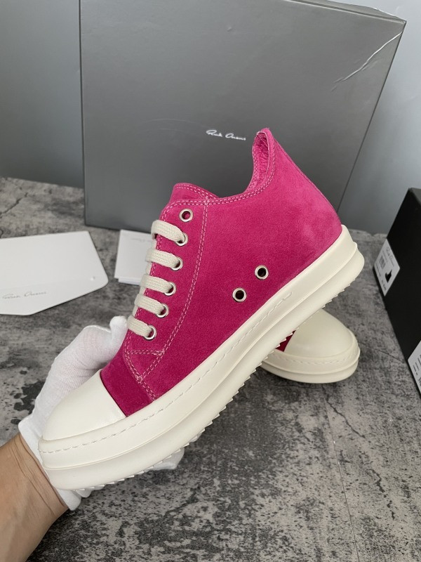 RO Sneakers