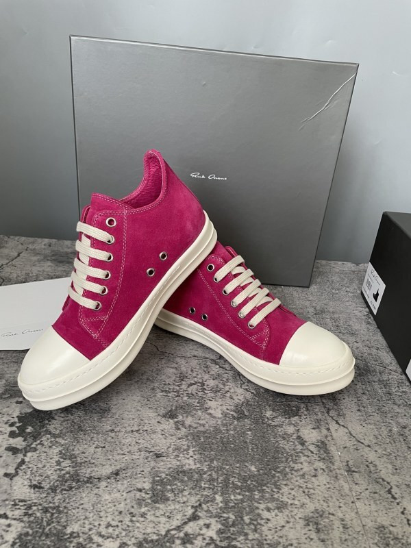 RO Sneakers