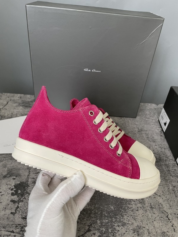 RO Sneakers