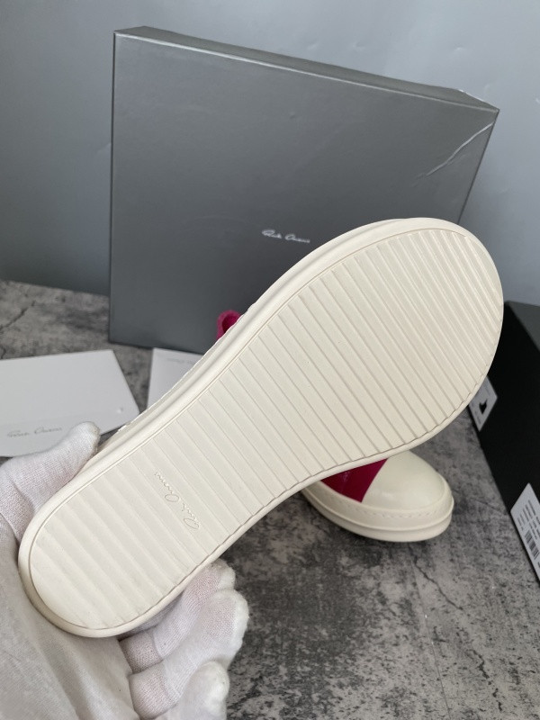 RO Sneakers