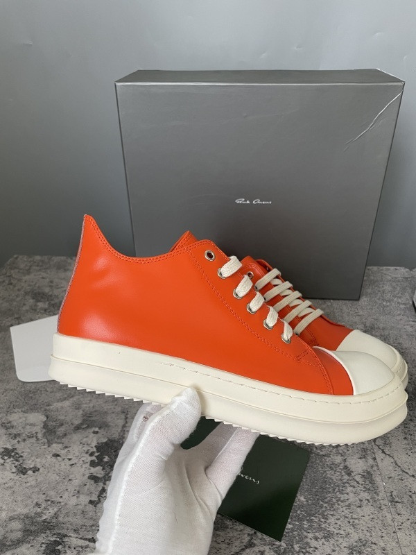 RO Sneakers