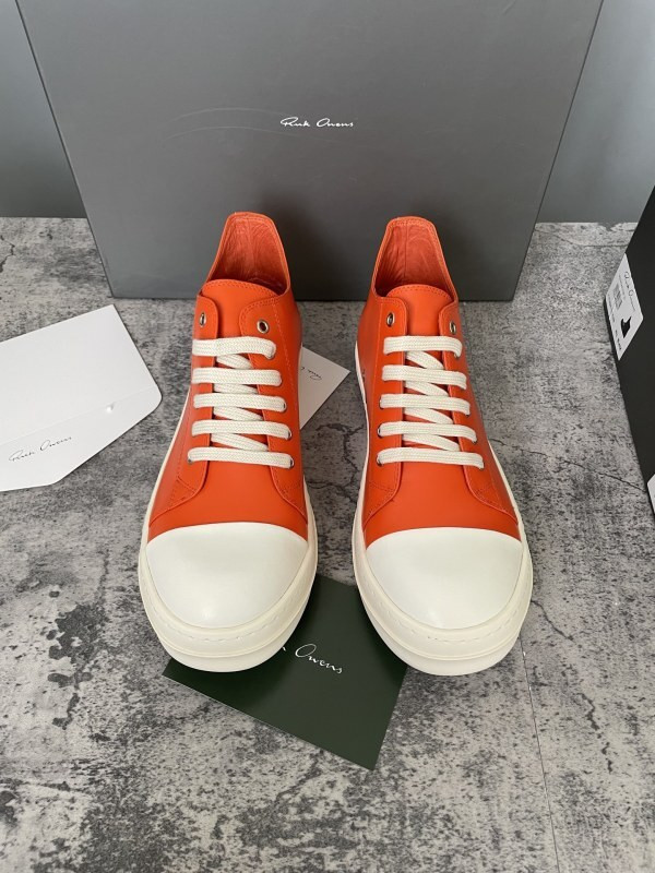 RO Sneakers