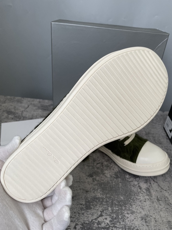 RO Sneakers