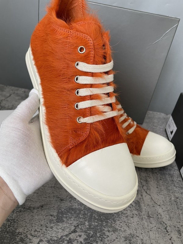 RO Sneakers