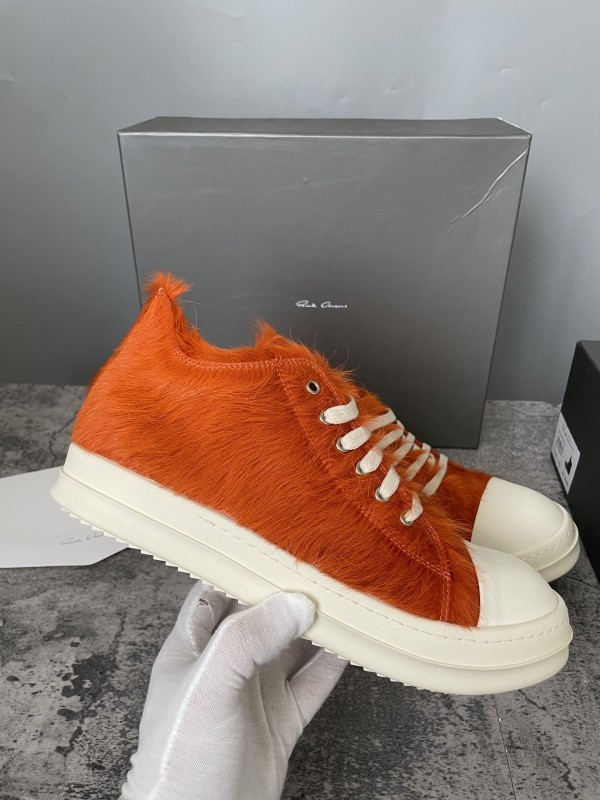 RO Sneakers