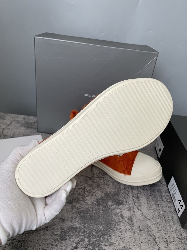 RO Sneakers