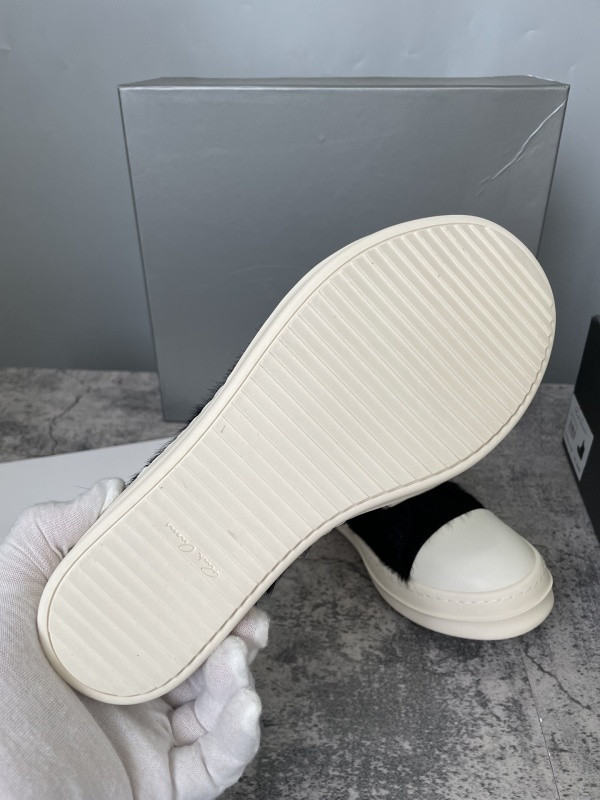 RO Sneakers