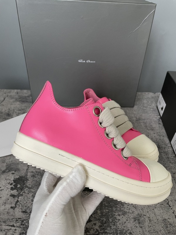 RO Sneakers